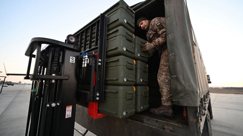 ​Историческая попытка администрации Белого дома: эксперты о попытке Байдена "вооружить Украину" – CNN