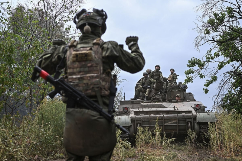 ​В районе Покровска оккупанты пытаются совершить обходной маневр: ISW и украинские военкоры озвучили детали